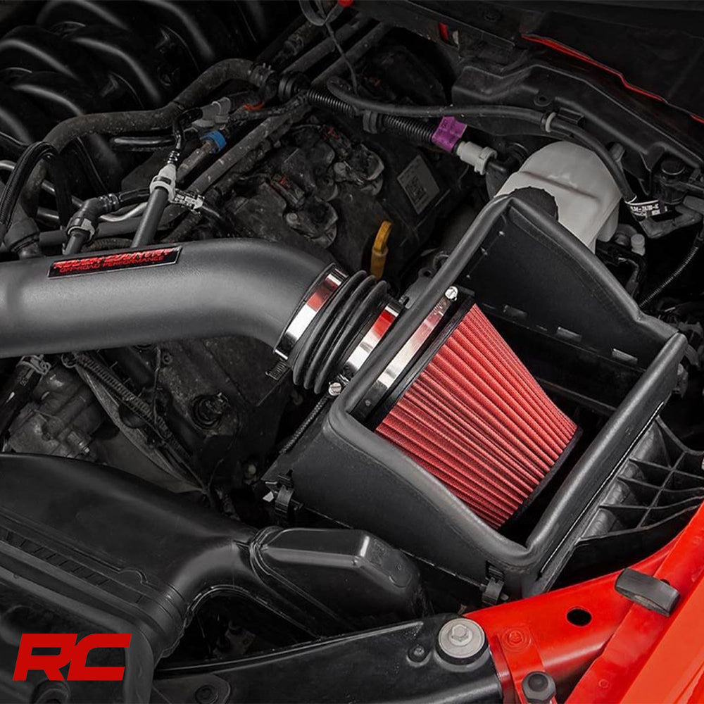 Rough Country washable filter close-up highlighting pleats for airflow