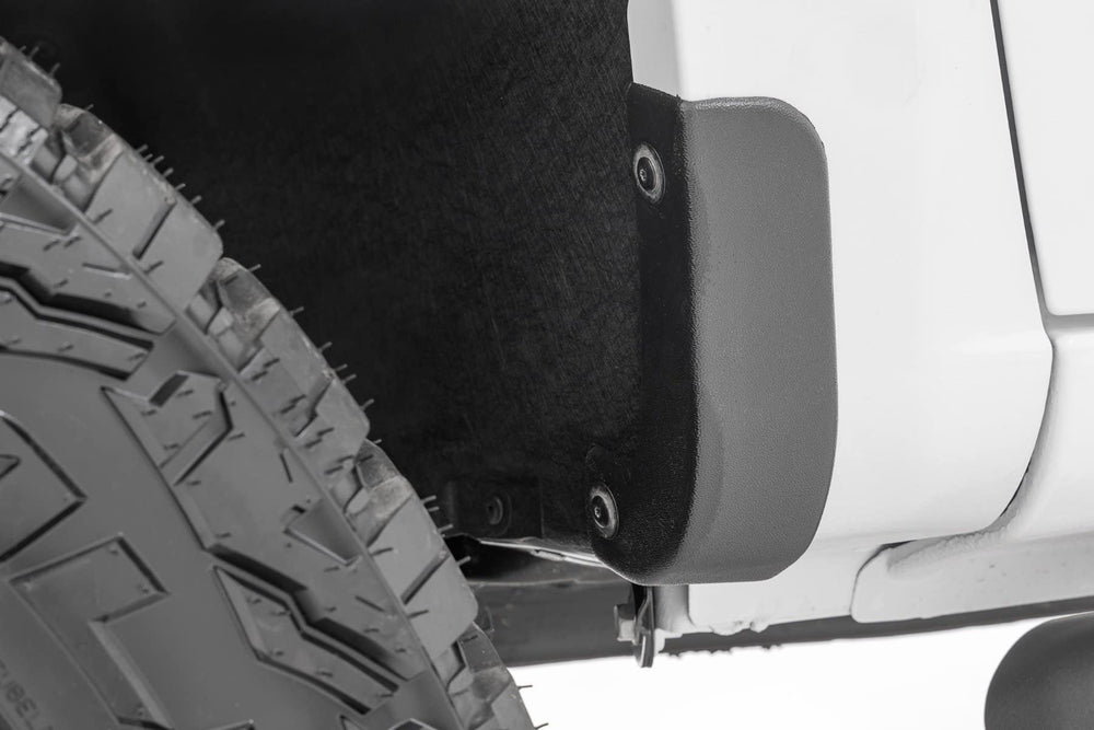 Rough Country rear delete panel installed for cohesive wheel well look