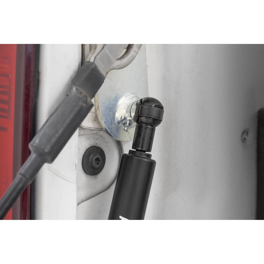 Rough Country close-up of bracket and hardware, shows durable steel construction