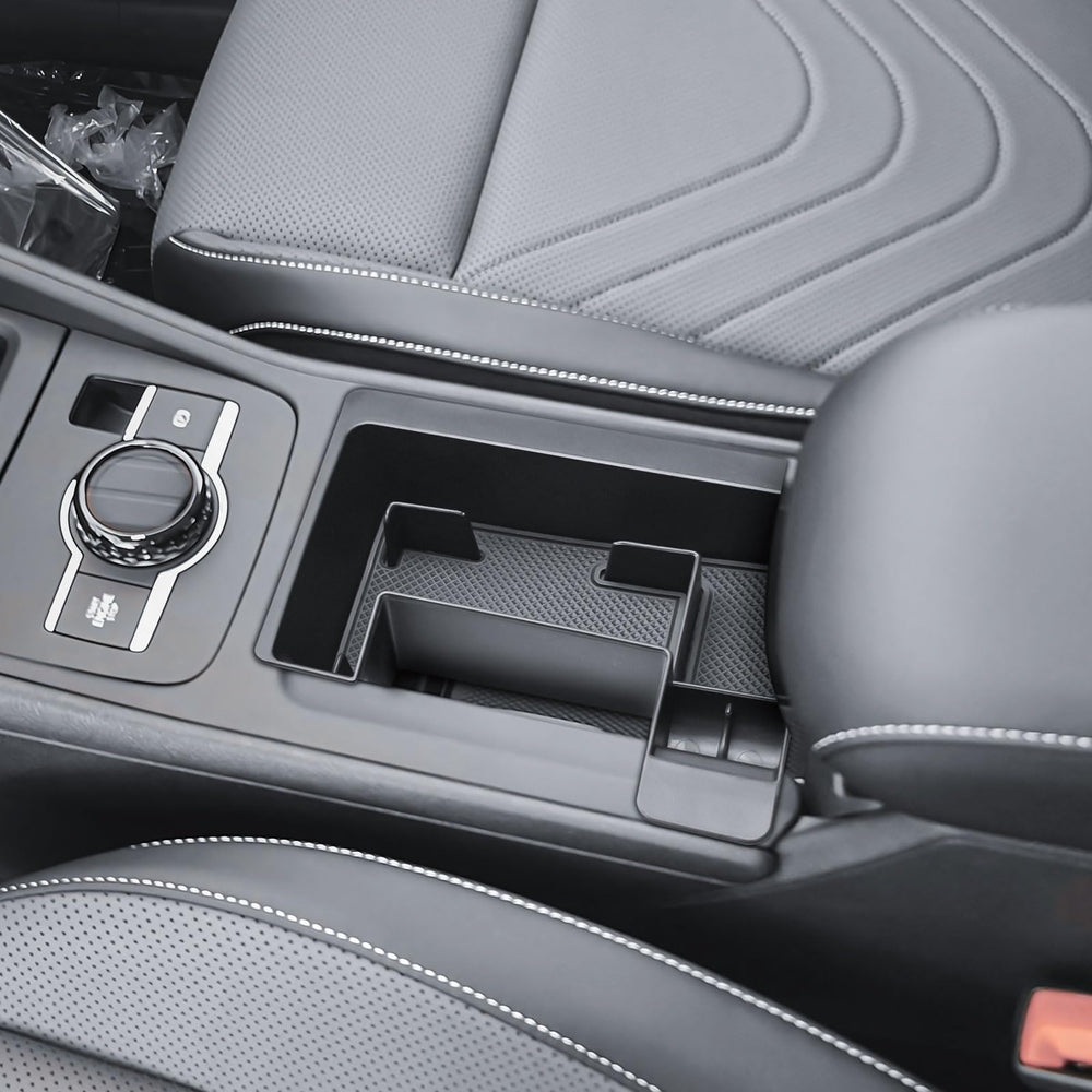 RUNROAD detailed view of tray edges and matte finish matching interior