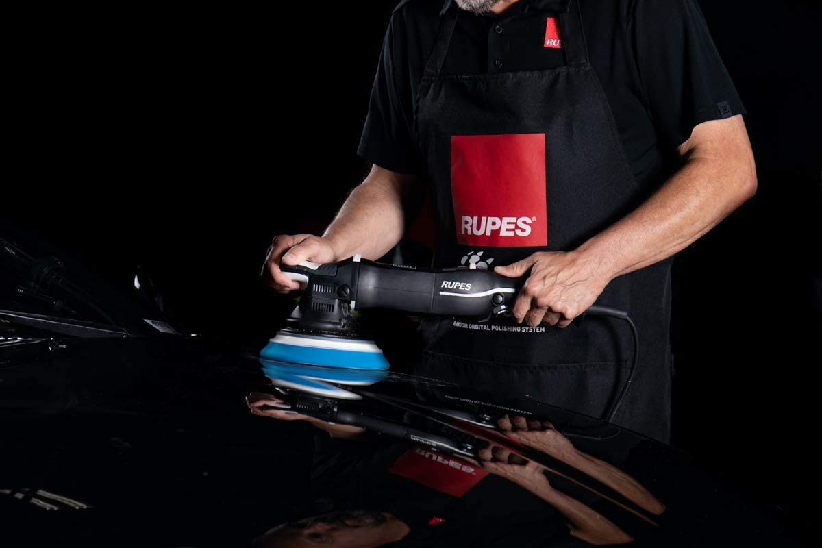 RUPES pad mounted on a DA polisher demonstrating tool compatibility and effective coverage