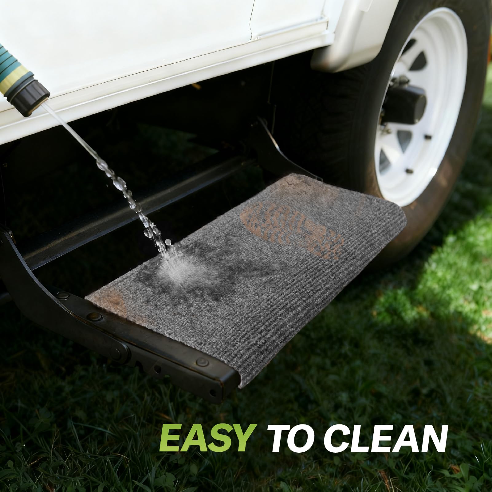 RVMATE wet rug shedding water to show quick-dry weather-resistant performance