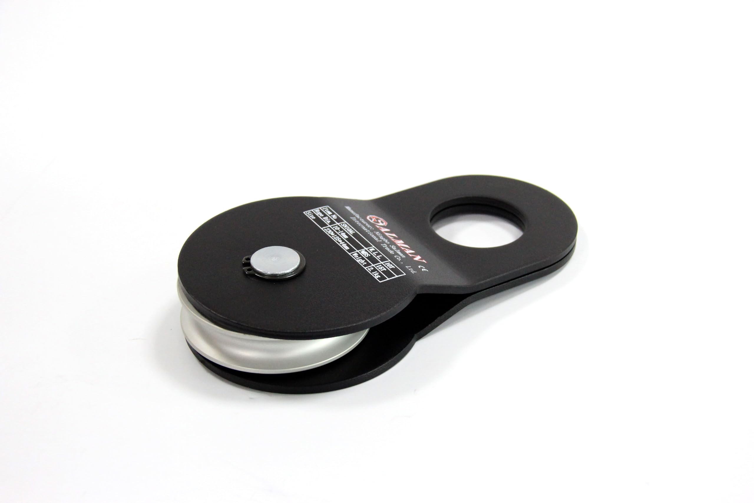 SALMAN front view of snatch block showing solid frame and pulley benefit durability