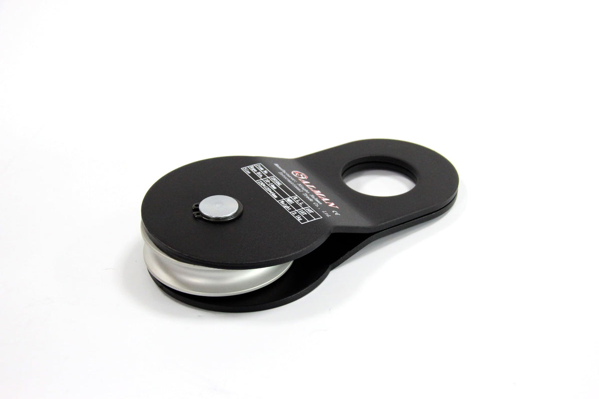 SALMAN front view of snatch block showing solid frame and pulley benefit durability