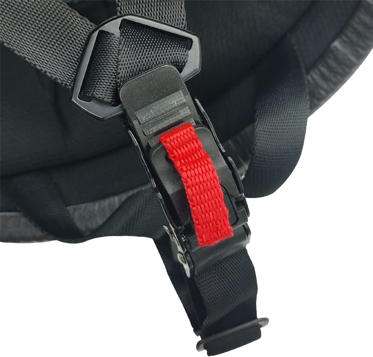 SanQing helmet beside measuring tape showing size fit guidance