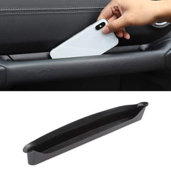 Savadicar front view installed in Jeep JL grab handle shows neat organization