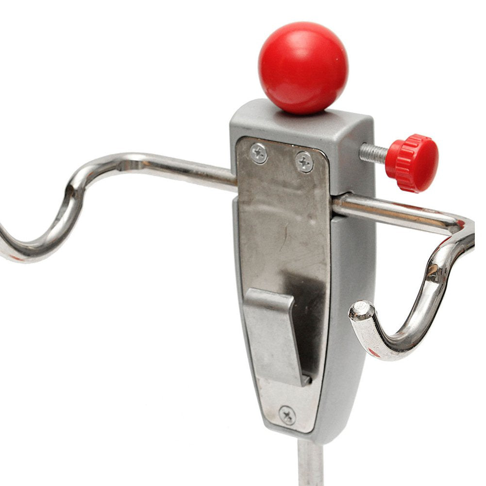 SAVEMORE4U18 mounted on a steering wheel demonstrating hands-free alignment benefit