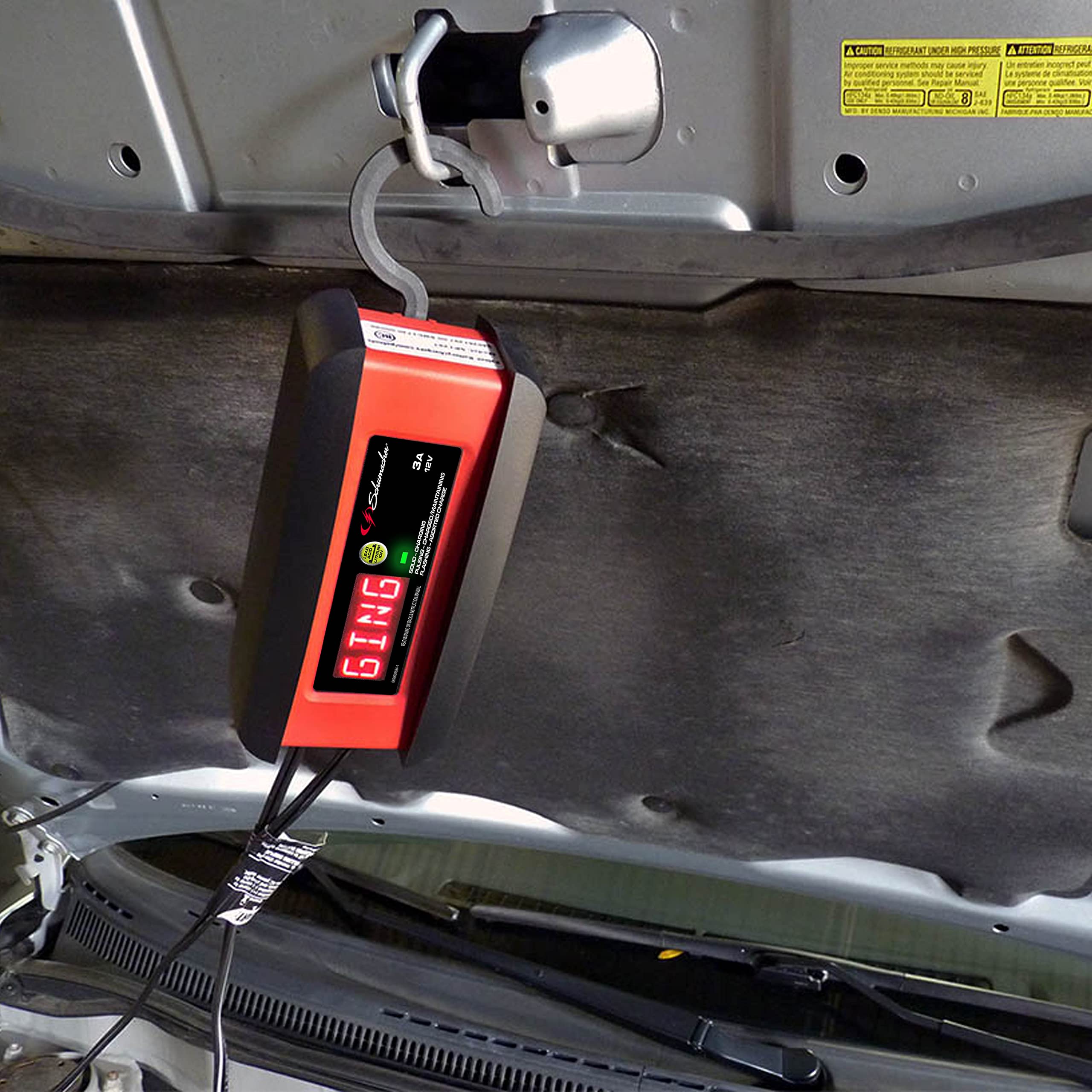 Schumacher SP1297 scrolling digital display showing status and instructions