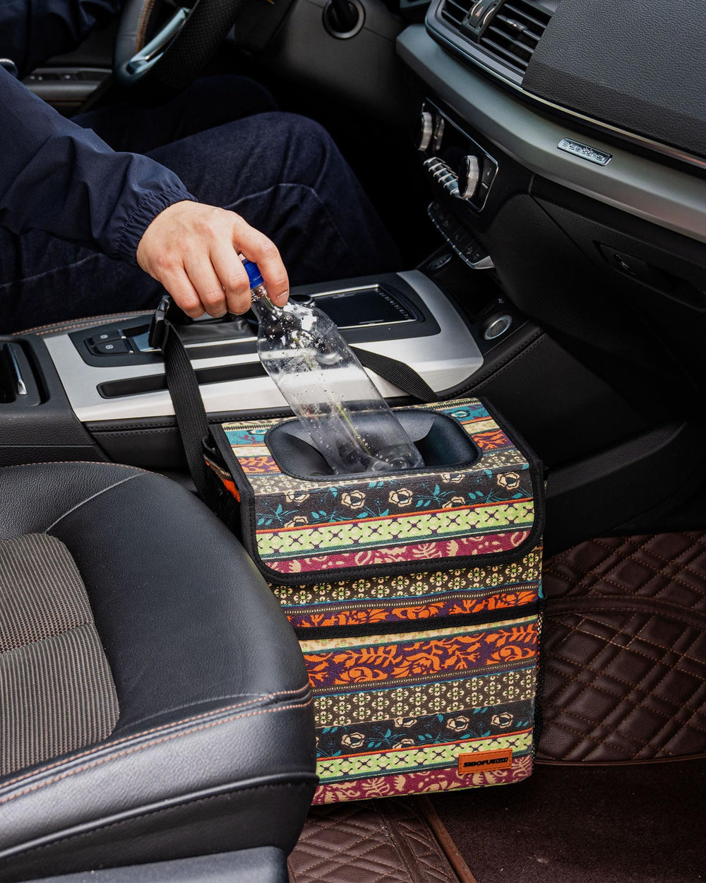 SIBOFUEGO storage pockets detail keeping extra bags and wipes organized