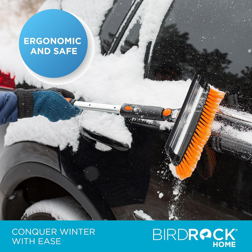 Snow MOOver foam grip held by hand showing ergonomic comfort and anti-slip control