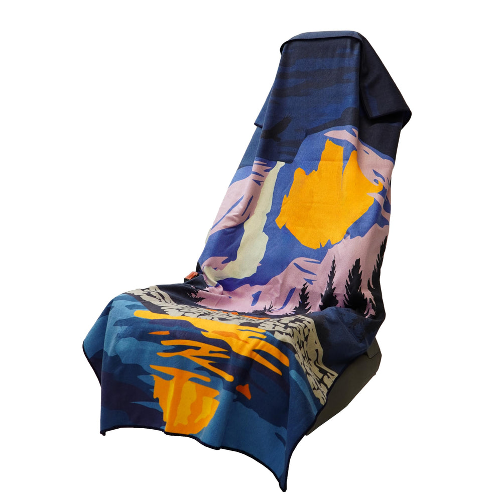 Sprints Yosemite full-sized towel front view showing absorbent coverage benefit