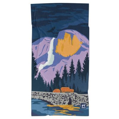 Sprints Yosemite used as car seat cover showing upholstery protection benefit