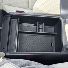 TACOBRO removable rubber pad detail preventing items from sliding and reducing noise