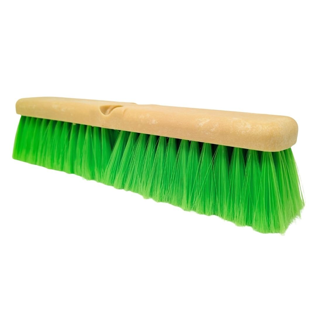 Teravan 14-inch front view showing broad cleaning surface and durable head