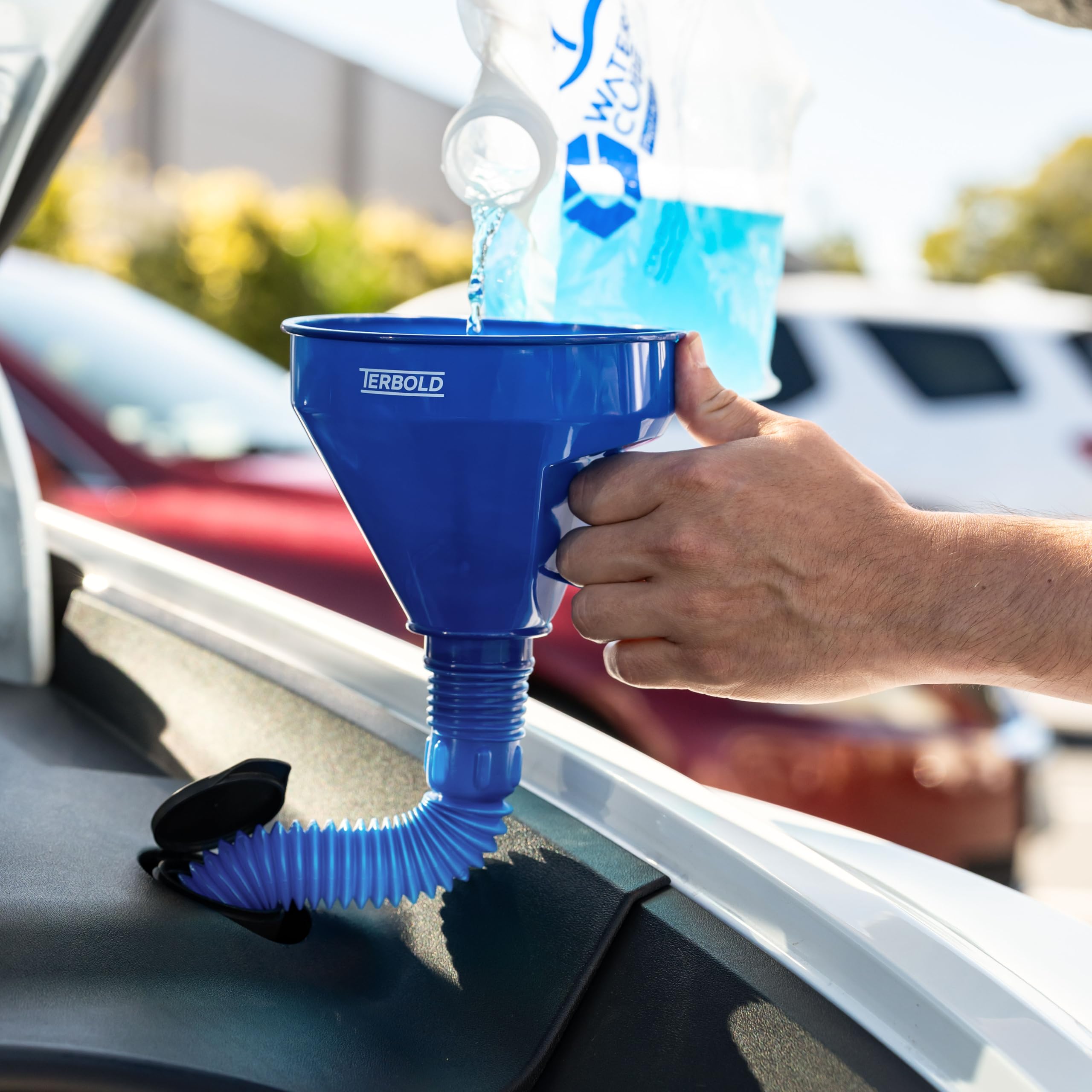 Terbold wide-mouth funnel top view reduces spills and speeds pouring
