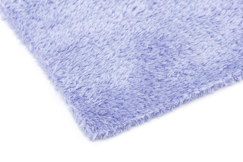 Edgeless detail of The Rag Company towel showing smooth edge for scratch-free finishing