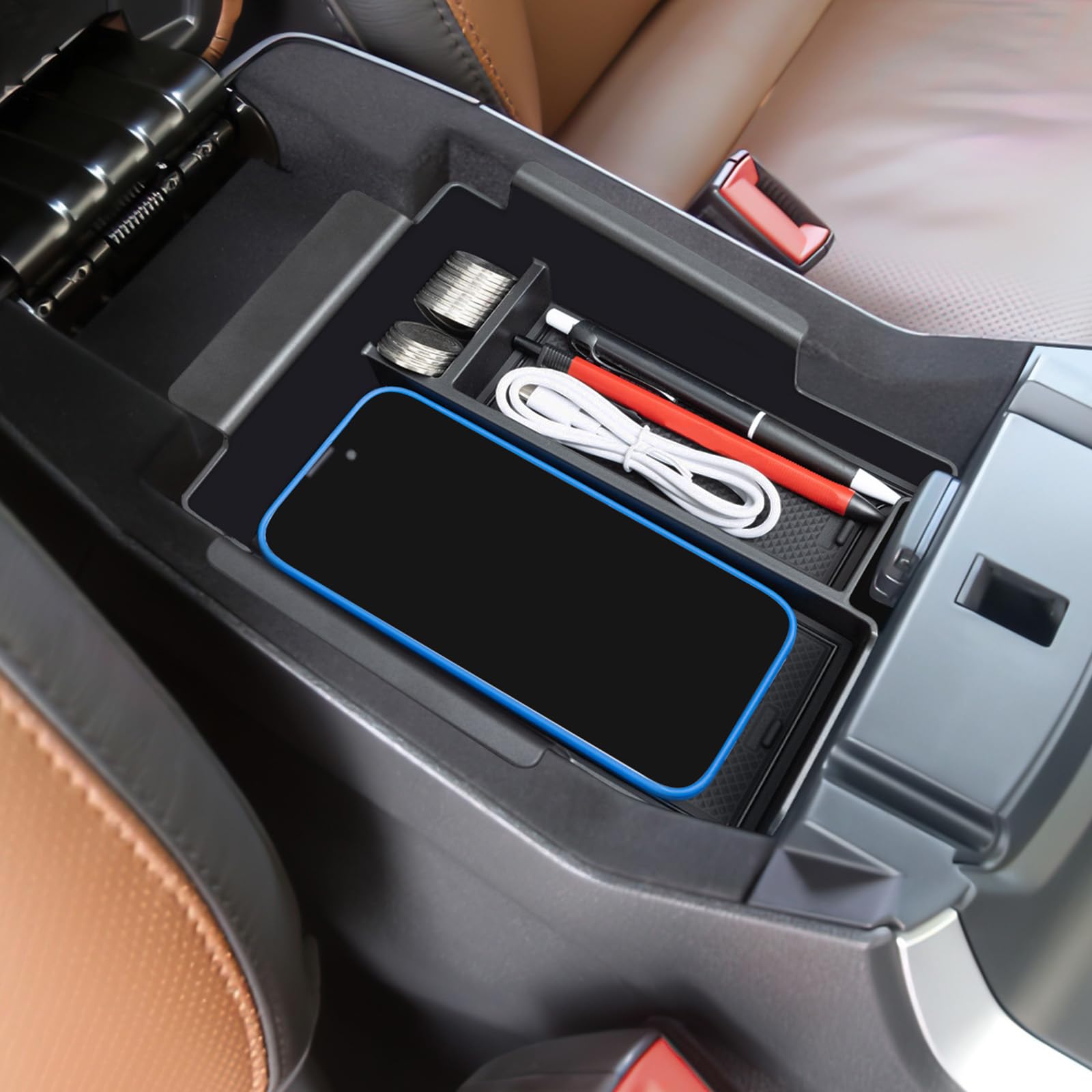TOPINSTALL view of lid clearance illustrating preserved armrest movement and fit