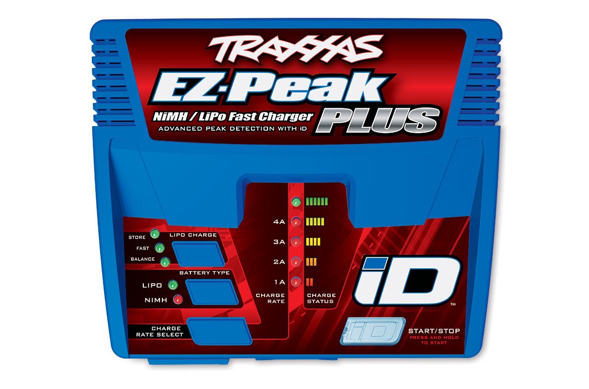 Traxxas EZ-Peak Plus connected to a Traxxas iD battery demonstrating automatic recognition and charge
