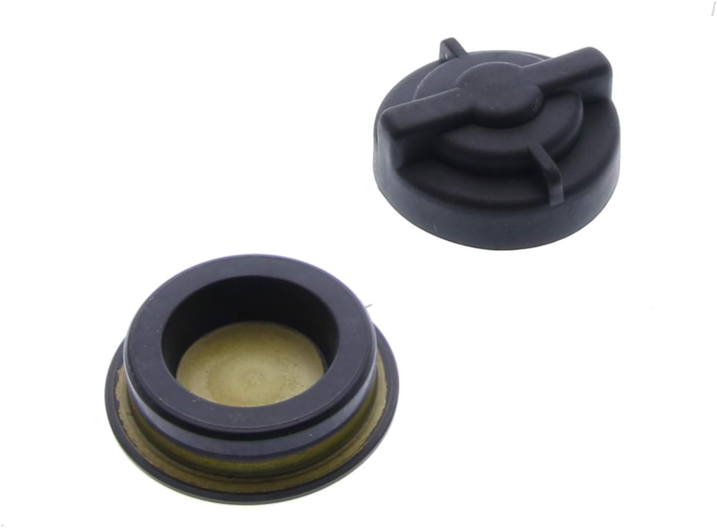 Tuff Torq fill cap front view showing OEM fit and leak protection