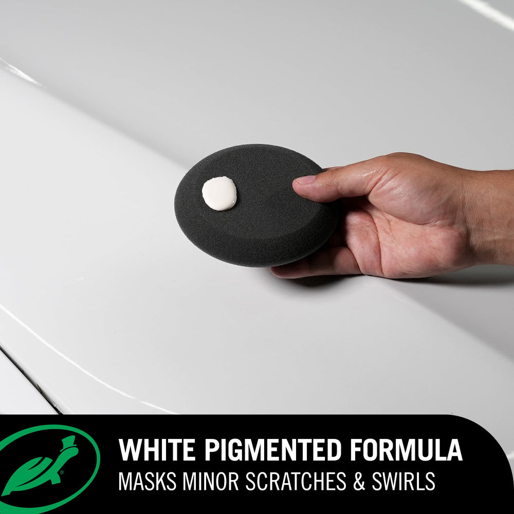 Close-up of Turtle Wax label highlighting Dynamic Color Boost benefit