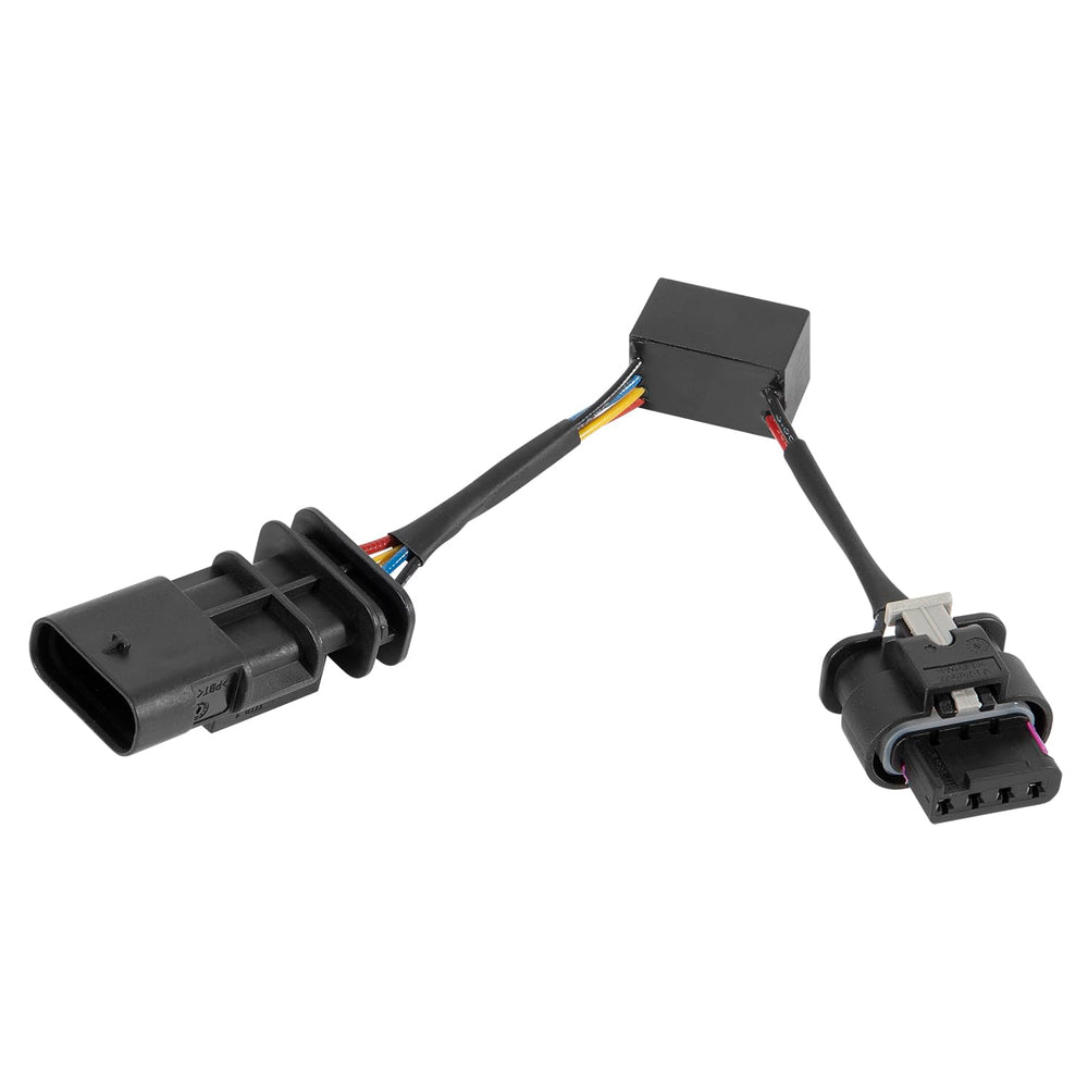 Ussuray harness being installed on off-road Jeep demonstrating quick field serviceability