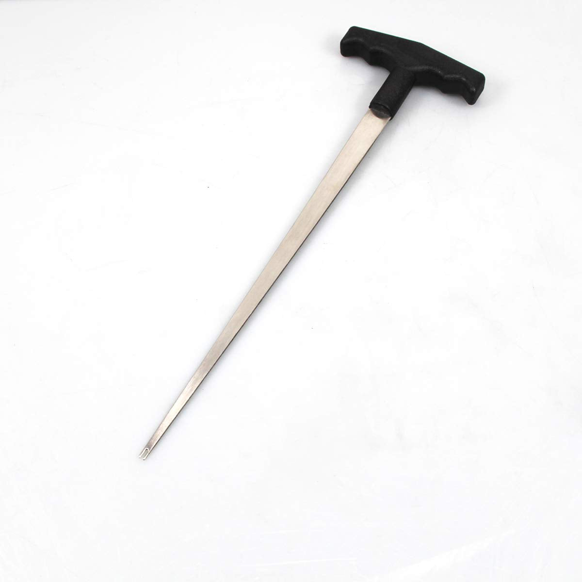 UTMALL molding release tool against door preserving paint and trim