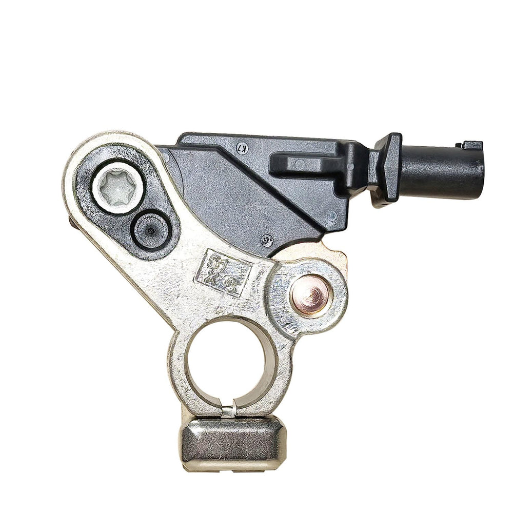 VANLISON installed on Ford F-150 battery terminal for accurate monitoring