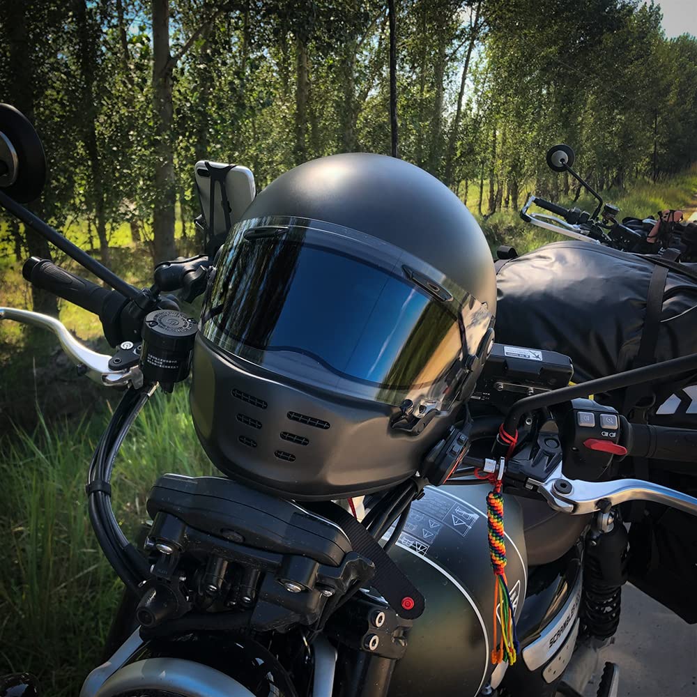WeePro lifestyle shot of rider with film installed for glare control benefit