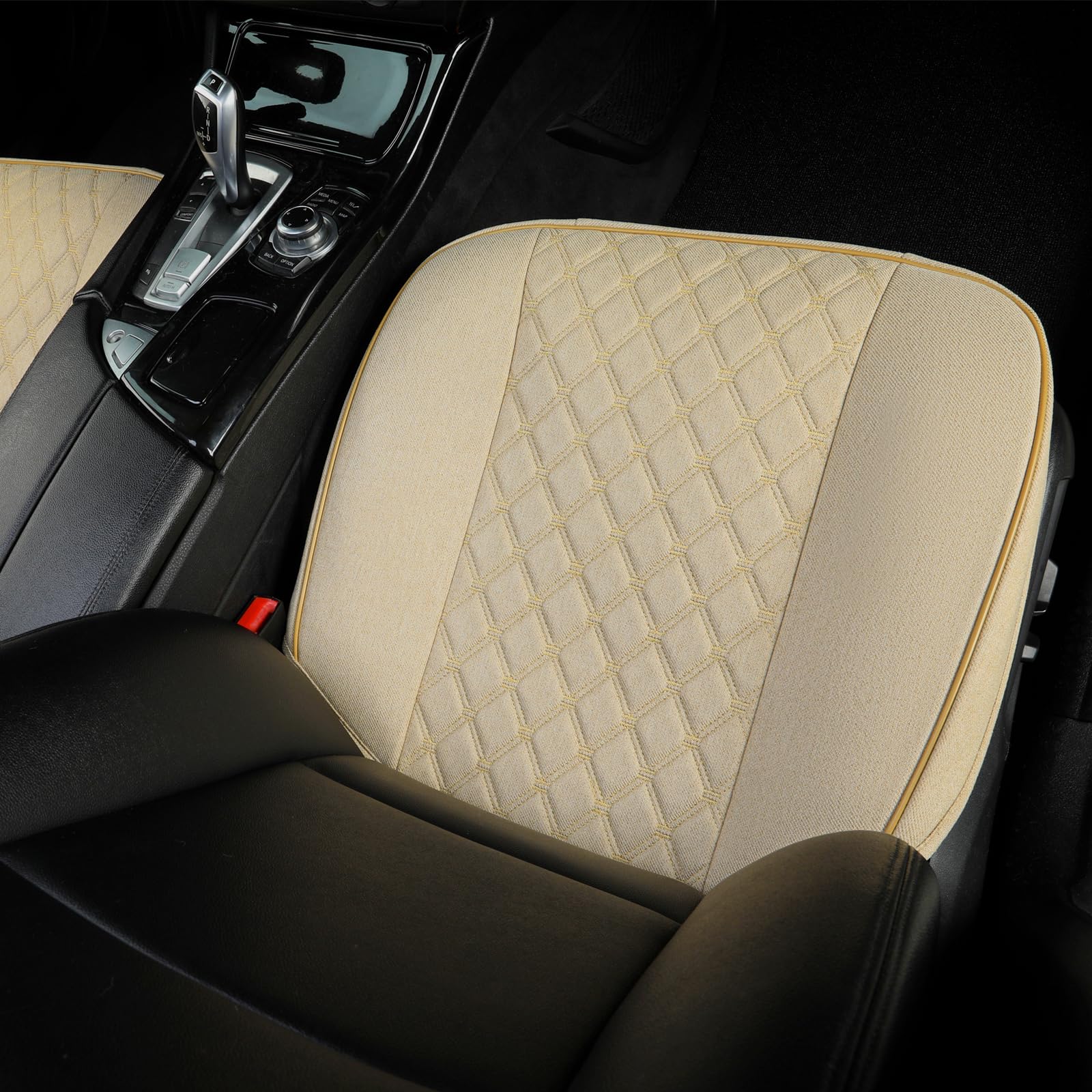West Llama lifestyle image family in car using seat covers for clean, kid-friendly rides