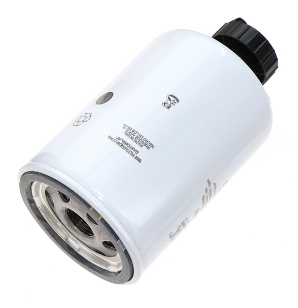WIX 33616 filtration media close-up demonstrating multi-layer construction for better contaminant capture