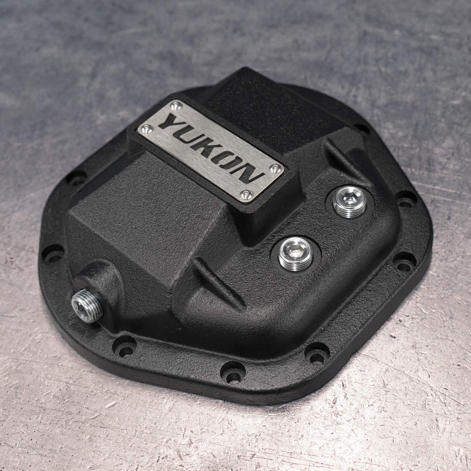 Yukon powder‑coat finish texture resisting rust and easing cleaning