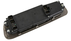 ZAPOSTS back connector close-up with 8+12 pins for secure electrical fit